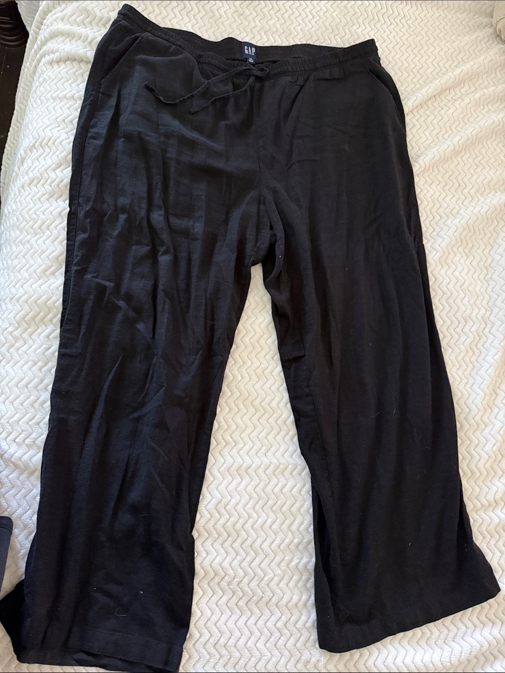 GAP Men's Black Drawstring Jogger Pants